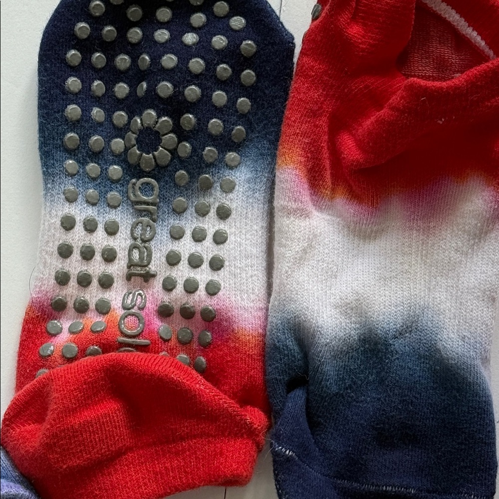 Great Soles Pilates Non-Slip Ankle Socks Multi-Colored Tie-Dyes-Set of 9 - Picture 2 of 9